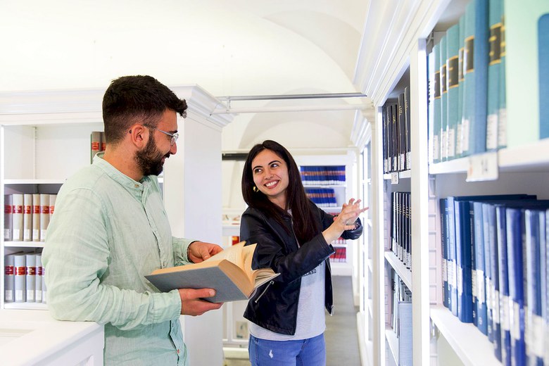 Presentazione e servizi della Biblioteca Giuridica "Antonio Cicu"