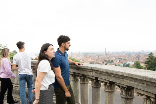 Bando di selezione per borse di studio tesi all'estero a.a. 2025/26 Dipartimento di Scienze giuridiche (sede di Bologna)