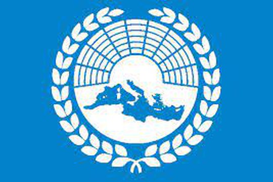 L'Assemblea Parlamentare del Mediterraneo offre diversi tirocini all'interno del suo Segretariato